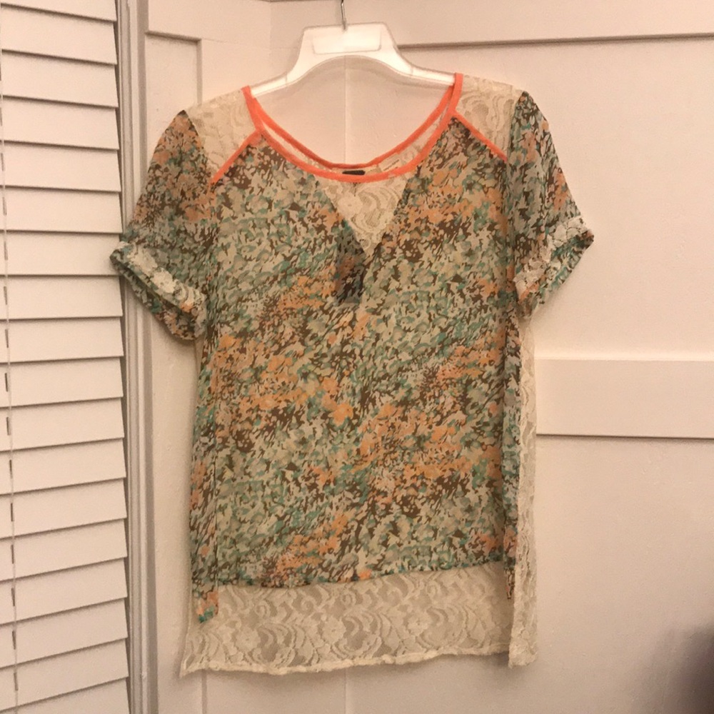 NWT Miss Me shear top